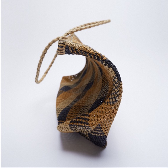 PLAID WOVEN TOTE BAG - Picture 3 of 8